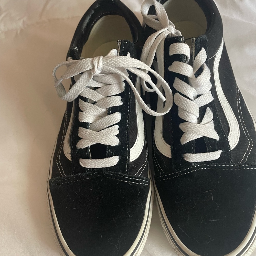 Black vans